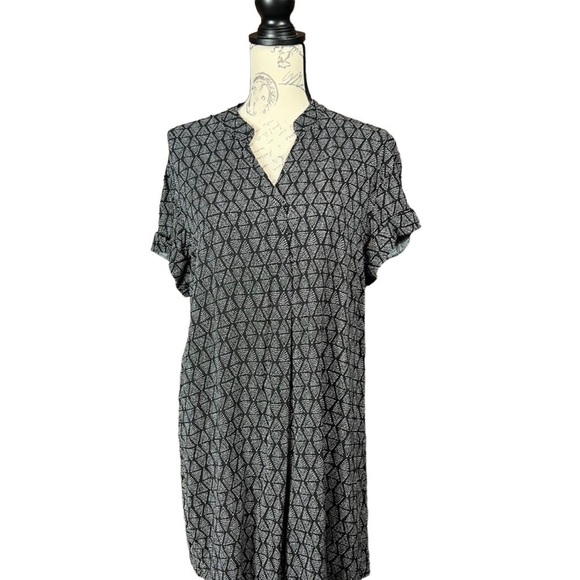 H&m black and gray dress size 2 - Picture 4 of 9